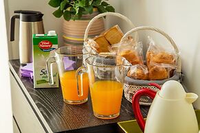 Roma Central Guest House