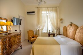 Roma Central Guest House