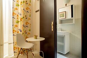 Roma Central Guest House