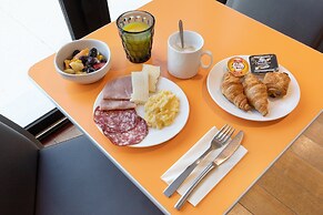 Holiday Inn Express Marseille Airport by IHG