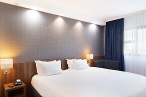 Holiday Inn Express Marseille Airport by IHG
