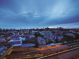 Oaks Melbourne South Yarra Suites