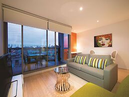 Oaks Melbourne South Yarra Suites