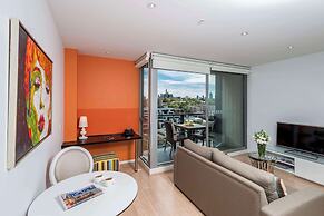 Oaks Melbourne South Yarra Suites