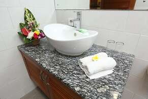 Aquarius Beach Hotel