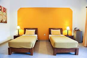 Aquarius Beach Hotel