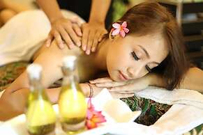 Aquarius Beach Hotel