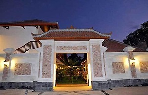 Aquarius Beach Hotel