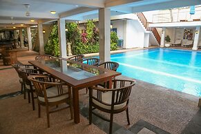 Aquarius Beach Hotel