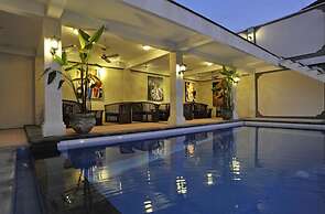 Aquarius Beach Hotel