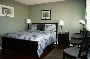 Stardust Inn and Chalets