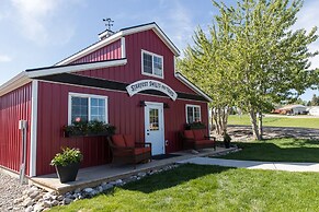 Stardust Inn and Chalets