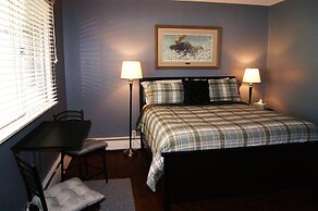 Stardust Inn and Chalets