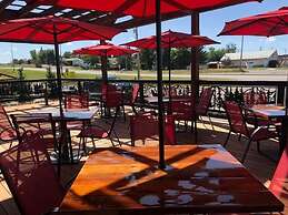 Stardust Inn and Chalets