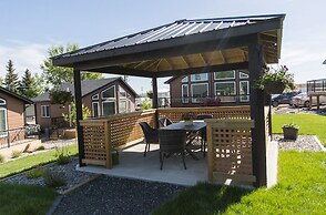 Stardust Inn and Chalets