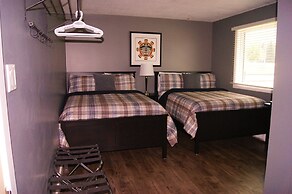 Stardust Inn and Chalets