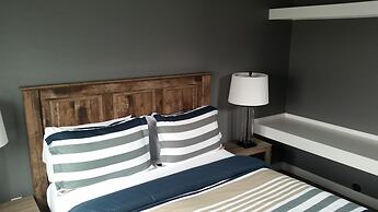 Stardust Inn and Chalets