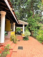 Granpa's Inn Hotel Bougainvillea