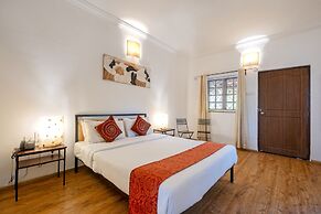 Granpa's Inn Hotel Bougainvillea