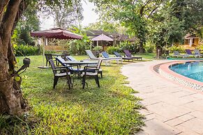 Granpa's Inn Hotel Bougainvillea