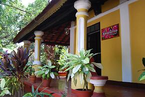 Granpa's Inn Hotel Bougainvillea