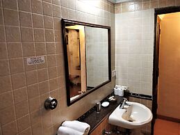 Granpa's Inn Hotel Bougainvillea