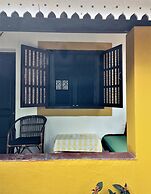 Granpa's Inn Hotel Bougainvillea