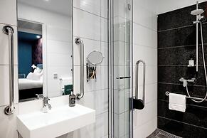 Motel One Edinburgh-Princes
