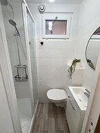 Le Village Montmartre by Hiphophostels