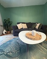 Le Village Montmartre by Hiphophostels