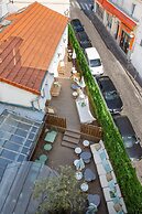 Le Village Montmartre by Hiphophostels