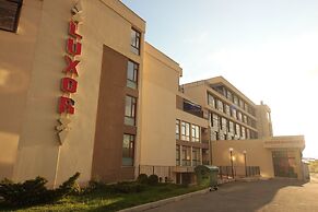Menada Luxor Apartments