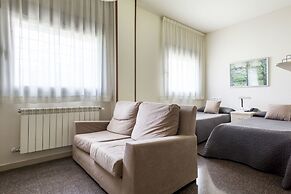 Albergue Residencia Universitaria Resa Los Abedules - Campus Accomodat