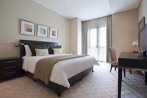 Shangri-La Hotel Apartments Qaryat Al Beri