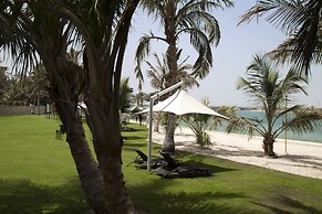 Shangri-La Hotel Apartments Qaryat Al Beri