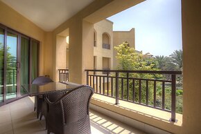 Shangri-La Hotel Apartments Qaryat Al Beri