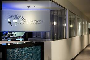 The Grand Winnipeg Airport Hotel by Lakeview