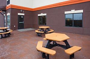 Grand Forks Lodge and Suites