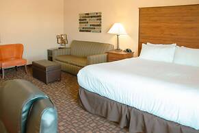 Grand Forks Lodge and Suites