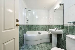 Lochardil House Hotel