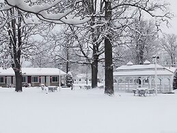 Murray Inn and Art Gallery