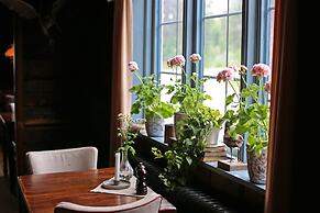 Gammelgården Hotell