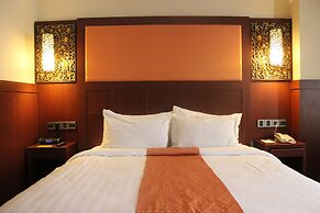 Best Western Plus Makassar Beach