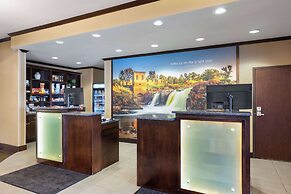 La Quinta Inn & Suites by Wyndham Sioux Falls