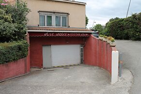 Adonis Arc Hôtel Aix