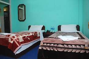 Hotel Travelers Home