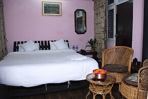 Hotel Travelers Home