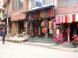 Hotel Travelers Home