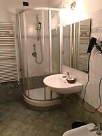 B&B Window To The Tower