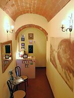 B&B Window To The Tower